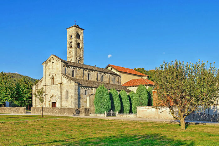 Kirche Santa Maria Assunta in Armeno 