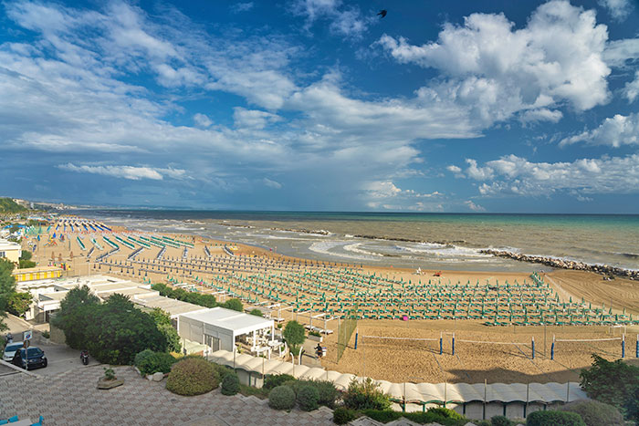 Strand in Molise