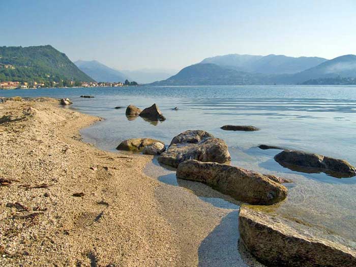 Strand am Ortasee