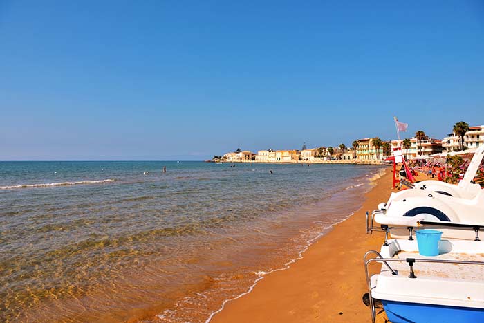 Strand von Marina di Ragusa